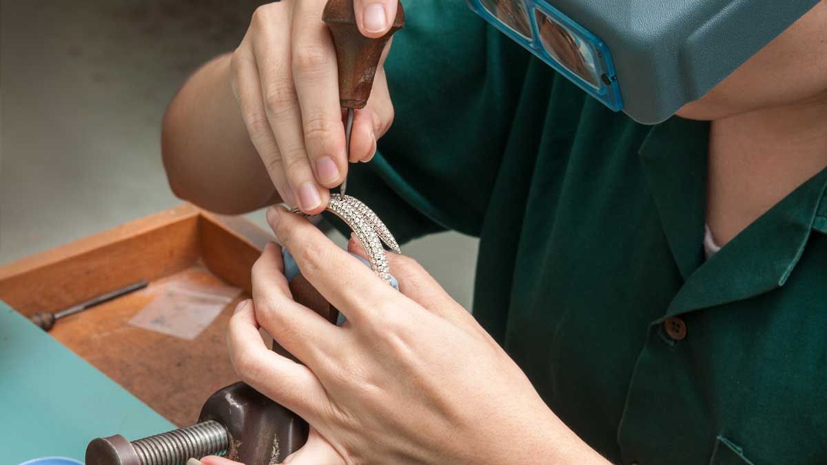 Photo Credit: Helena Lopes. Social gathering, discussion, drinking wine